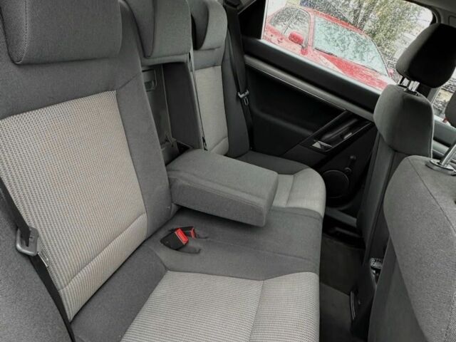 Серый Опель Вектра, объемом двигателя 2.2 л и пробегом 212 тыс. км за 4350 $, фото 7 на Automoto.ua