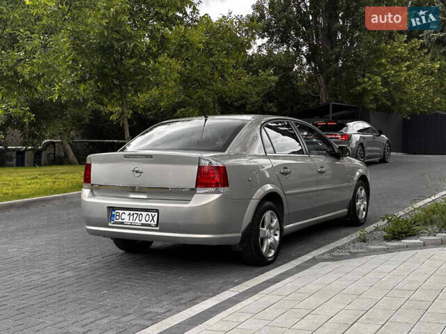 Серый Опель Вектра, объемом двигателя 2.2 л и пробегом 318 тыс. км за 3850 $, фото 4 на Automoto.ua