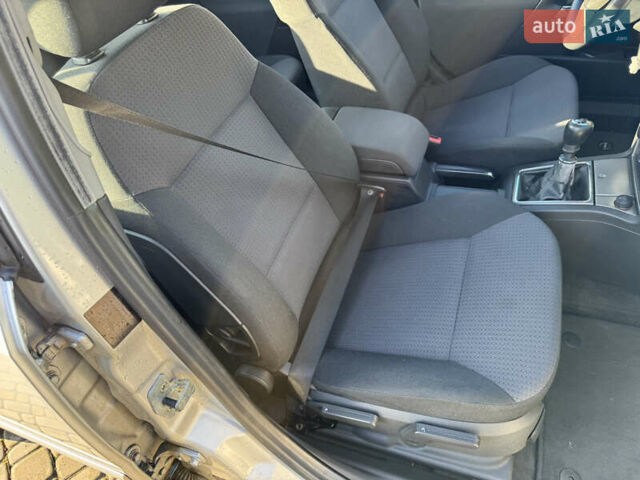 Сірий Опель Вектра, об'ємом двигуна 2.2 л та пробігом 182 тис. км за 4999 $, фото 75 на Automoto.ua