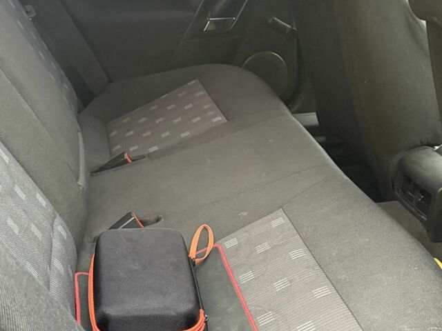 Серый Опель Вектра, объемом двигателя 2.2 л и пробегом 160 тыс. км за 3800 $, фото 7 на Automoto.ua