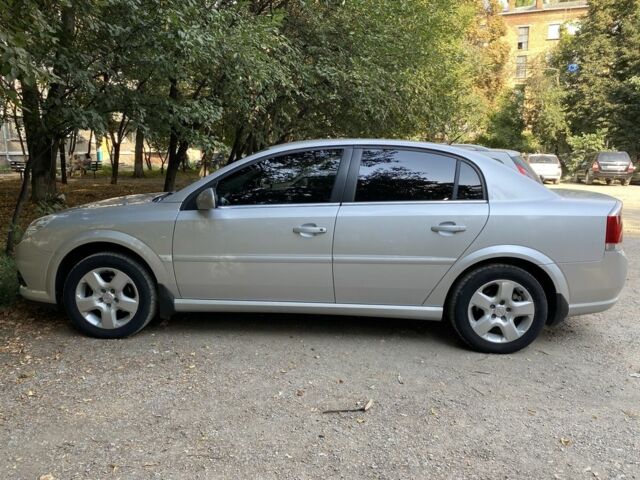 Сірий Опель Вектра, об'ємом двигуна 2.2 л та пробігом 190 тис. км за 6497 $, фото 2 на Automoto.ua