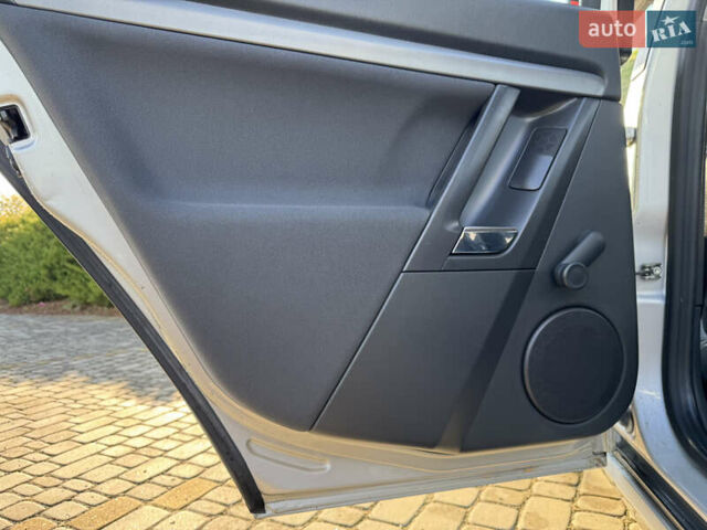 Серый Опель Вектра, объемом двигателя 2.2 л и пробегом 182 тыс. км за 5000 $, фото 80 на Automoto.ua