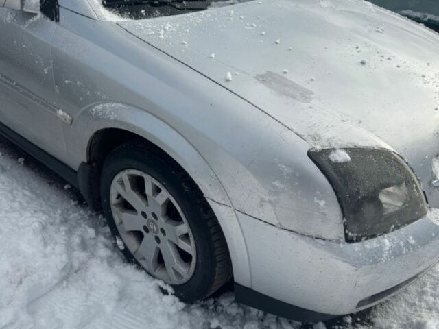 Сірий Опель Вектра, об'ємом двигуна 2.2 л та пробігом 300 тис. км за 2500 $, фото 1 на Automoto.ua