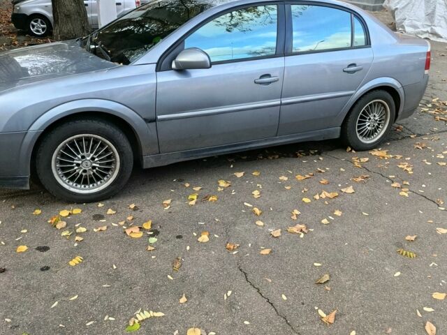 Сірий Опель Вектра, об'ємом двигуна 1.6 л та пробігом 200 тис. км за 4300 $, фото 1 на Automoto.ua