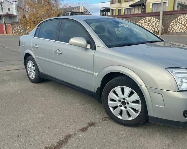 Серый Опель Вектра, объемом двигателя 2.2 л и пробегом 175 тыс. км за 5300 $, фото 3 на Automoto.ua