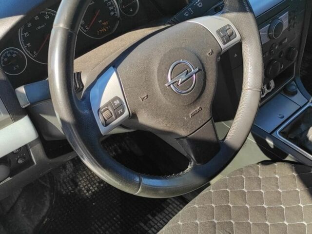 Сірий Опель Вектра, об'ємом двигуна 1.6 л та пробігом 275 тис. км за 3600 $, фото 12 на Automoto.ua