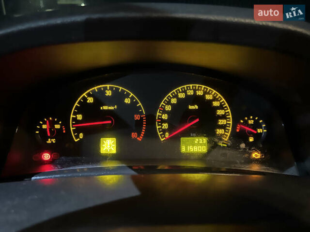 Сірий Опель Вектра, об'ємом двигуна 1.6 л та пробігом 318 тис. км за 4099 $, фото 17 на Automoto.ua