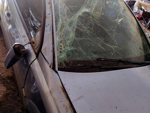 Серый Опель Вектра, объемом двигателя 1.9 л и пробегом 390 тыс. км за 2000 $, фото 6 на Automoto.ua