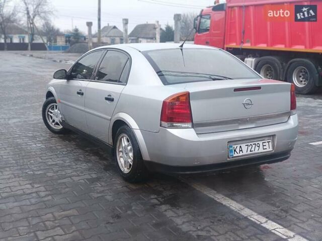 Сірий Опель Вектра, об'ємом двигуна 1.8 л та пробігом 220 тис. км за 3500 $, фото 8 на Automoto.ua