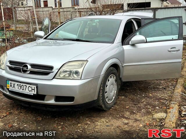 Серый Опель Вектра, объемом двигателя 16 л и пробегом 323 тыс. км за 5400 $, фото 4 на Automoto.ua