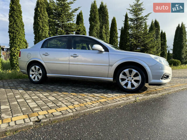 Сірий Опель Вектра, об'ємом двигуна 2.2 л та пробігом 180 тис. км за 5200 $, фото 15 на Automoto.ua