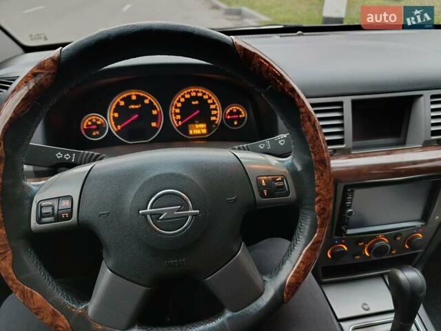 Серый Опель Вектра, объемом двигателя 2.2 л и пробегом 330 тыс. км за 4000 $, фото 2 на Automoto.ua