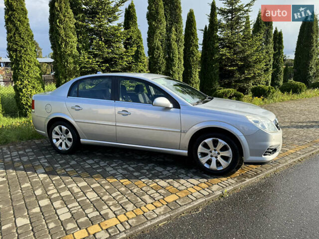 Сірий Опель Вектра, об'ємом двигуна 2.2 л та пробігом 180 тис. км за 5350 $, фото 14 на Automoto.ua