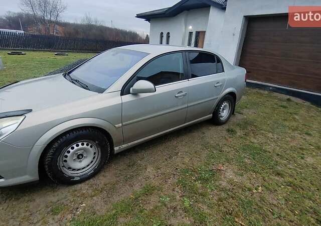 Серый Опель Вектра, объемом двигателя 2.2 л и пробегом 160 тыс. км за 5800 $, фото 5 на Automoto.ua