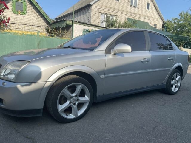 Серый Опель Вектра, объемом двигателя 2.2 л и пробегом 251 тыс. км за 3500 $, фото 5 на Automoto.ua