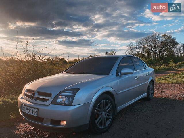 Серый Опель Вектра, объемом двигателя 2.2 л и пробегом 427 тыс. км за 6300 $, фото 2 на Automoto.ua