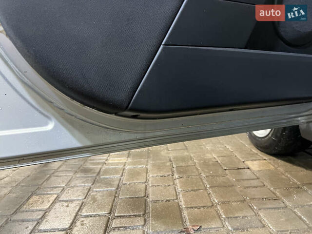 Сірий Опель Вектра, об'ємом двигуна 1.6 л та пробігом 318 тис. км за 4099 $, фото 11 на Automoto.ua