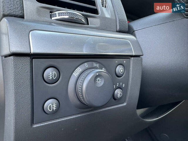 Серый Опель Вектра, объемом двигателя 2.2 л и пробегом 182 тыс. км за 5000 $, фото 60 на Automoto.ua