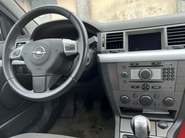 Сірий Опель Вектра, об'ємом двигуна 1.9 л та пробігом 241 тис. км за 2200 $, фото 10 на Automoto.ua
