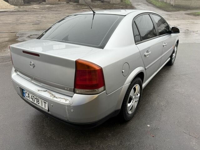 Серый Опель Вектра, объемом двигателя 2.2 л и пробегом 160 тыс. км за 3800 $, фото 3 на Automoto.ua