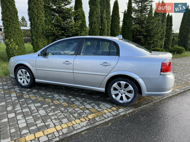 Сірий Опель Вектра, об'ємом двигуна 2.2 л та пробігом 180 тис. км за 5350 $, фото 36 на Automoto.ua