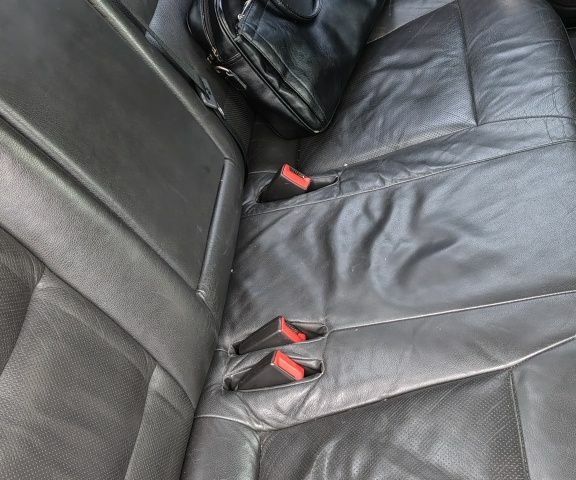 Серый Опель Вектра, объемом двигателя 3 л и пробегом 280 тыс. км за 3500 $, фото 3 на Automoto.ua