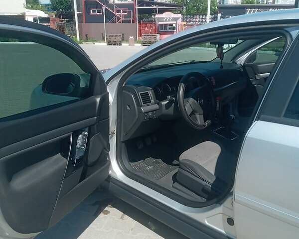 Серый Опель Вектра, объемом двигателя 1.6 л и пробегом 158 тыс. км за 4800 $, фото 13 на Automoto.ua