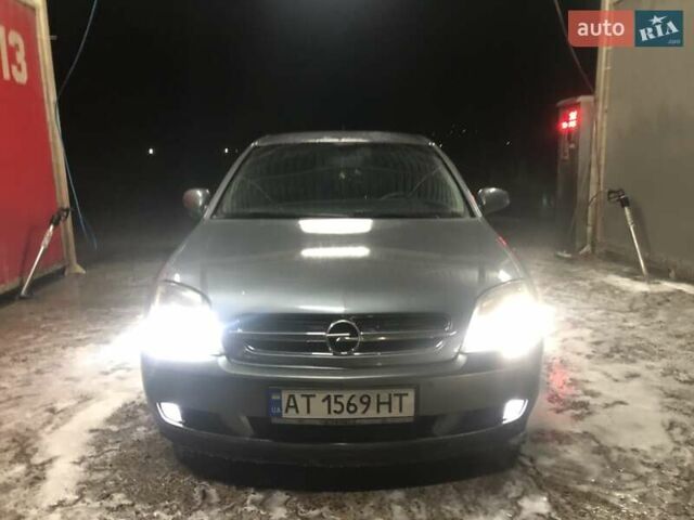 Сірий Опель Вектра, об'ємом двигуна 2.2 л та пробігом 310 тис. км за 3999 $, фото 12 на Automoto.ua