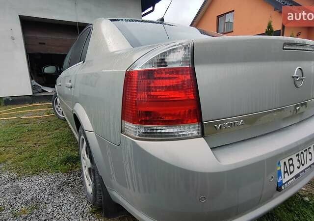 Серый Опель Вектра, объемом двигателя 2.2 л и пробегом 160 тыс. км за 5800 $, фото 24 на Automoto.ua
