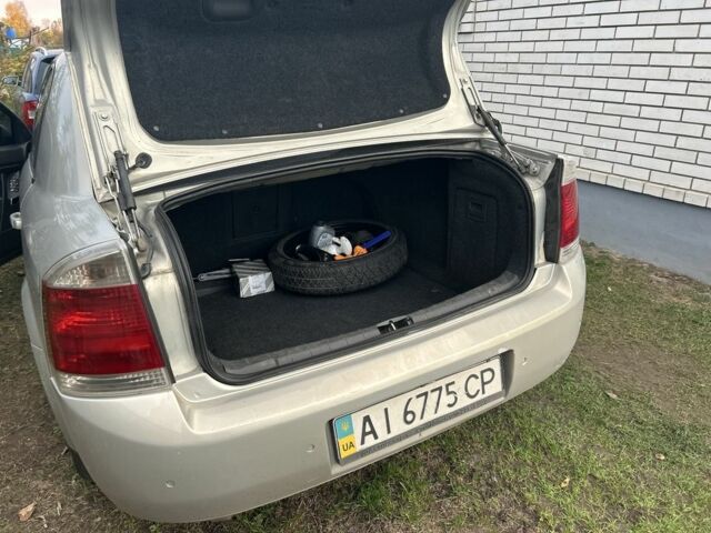 Серый Опель Вектра, объемом двигателя 2.2 л и пробегом 278 тыс. км за 4200 $, фото 3 на Automoto.ua