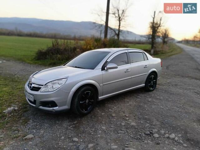 Серый Опель Вектра, объемом двигателя 1.9 л и пробегом 315 тыс. км за 4200 $, фото 12 на Automoto.ua