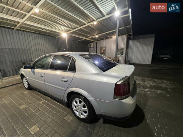 Сірий Опель Вектра, об'ємом двигуна 1.6 л та пробігом 318 тис. км за 4099 $, фото 6 на Automoto.ua