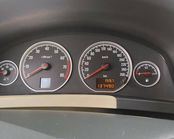 Серый Опель Вектра, объемом двигателя 1.6 л и пробегом 158 тыс. км за 4800 $, фото 4 на Automoto.ua