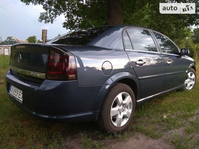 Сірий Опель Вектра, об'ємом двигуна 2.2 л та пробігом 235 тис. км за 4500 $, фото 1 на Automoto.ua