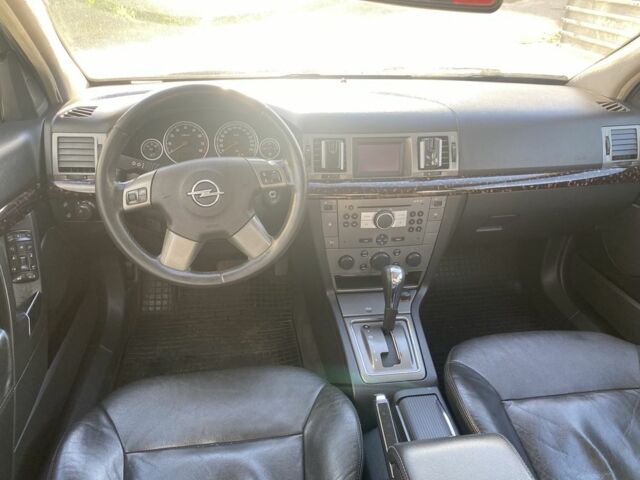 Сірий Опель Вектра, об'ємом двигуна 2.2 л та пробігом 300 тис. км за 4300 $, фото 4 на Automoto.ua