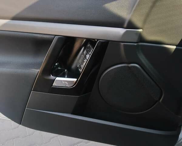 Серый Опель Вектра, объемом двигателя 1.6 л и пробегом 158 тыс. км за 4800 $, фото 3 на Automoto.ua