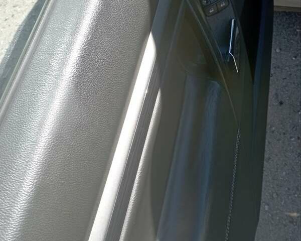 Серый Опель Вектра, объемом двигателя 1.9 л и пробегом 300 тыс. км за 4500 $, фото 1 на Automoto.ua