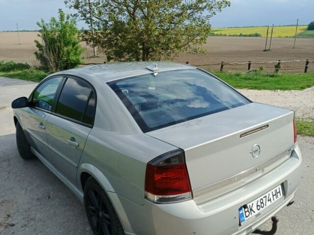 Серый Опель Вектра, объемом двигателя 2.2 л и пробегом 284 тыс. км за 4900 $, фото 4 на Automoto.ua