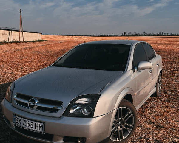 Серый Опель Вектра, объемом двигателя 2.2 л и пробегом 427 тыс. км за 6300 $, фото 4 на Automoto.ua