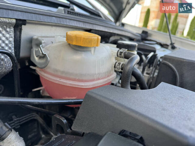 Серый Опель Вектра, объемом двигателя 2.2 л и пробегом 182 тыс. км за 5000 $, фото 50 на Automoto.ua