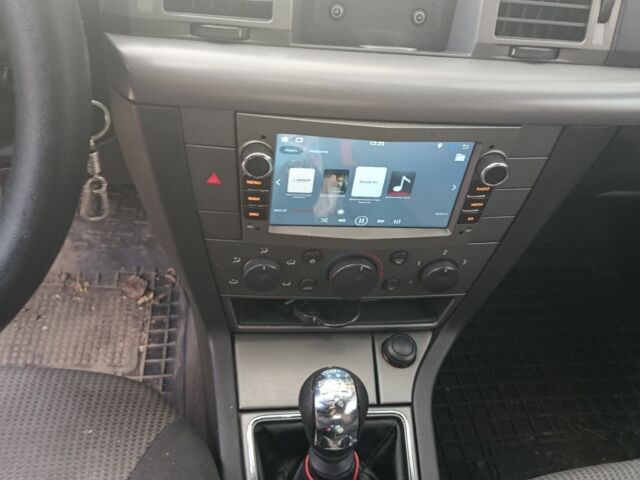 Сірий Опель Вектра, об'ємом двигуна 1.6 л та пробігом 200 тис. км за 4300 $, фото 6 на Automoto.ua