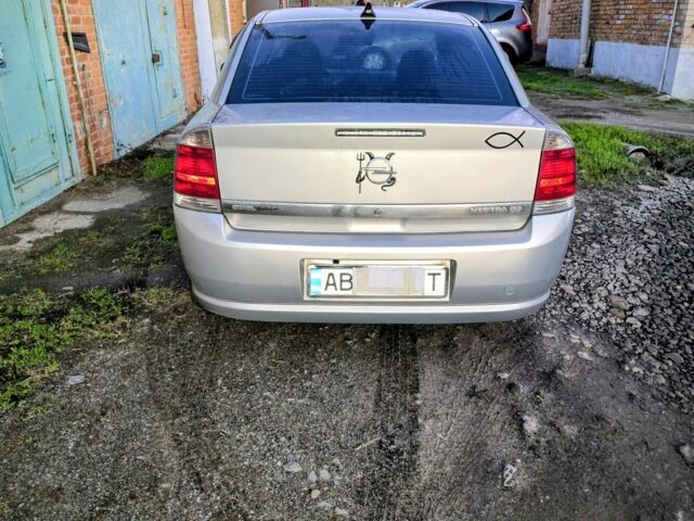 Сірий Опель Вектра, об'ємом двигуна 2.2 л та пробігом 307 тис. км за 5 $, фото 6 на Automoto.ua