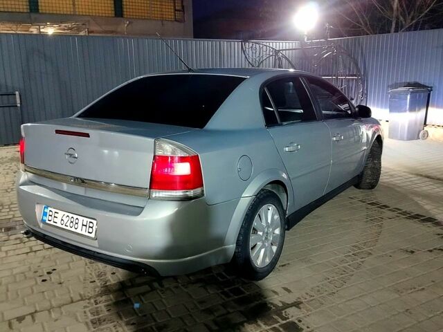 Сірий Опель Вектра, об'ємом двигуна 2.2 л та пробігом 300 тис. км за 3800 $, фото 5 на Automoto.ua