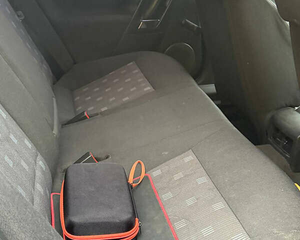 Сірий Опель Вектра, об'ємом двигуна 2.2 л та пробігом 180 тис. км за 3800 $, фото 7 на Automoto.ua