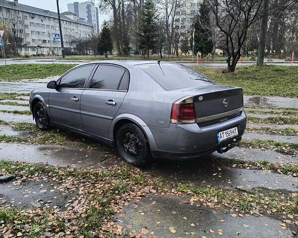 Сірий Опель Вектра, об'ємом двигуна 2.2 л та пробігом 300 тис. км за 2650 $, фото 6 на Automoto.ua