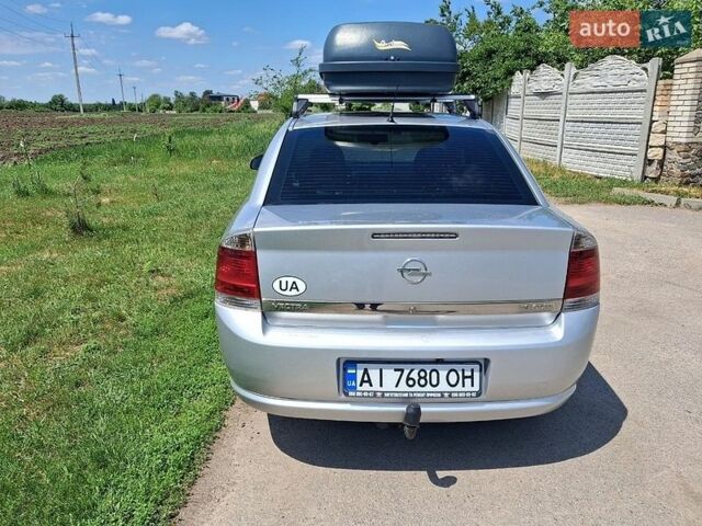 Сірий Опель Вектра, об'ємом двигуна 1.91 л та пробігом 278 тис. км за 5500 $, фото 3 на Automoto.ua