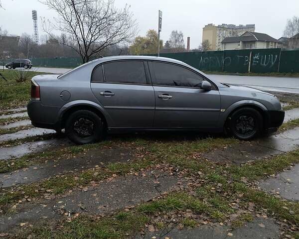 Сірий Опель Вектра, об'ємом двигуна 2.2 л та пробігом 300 тис. км за 2650 $, фото 1 на Automoto.ua