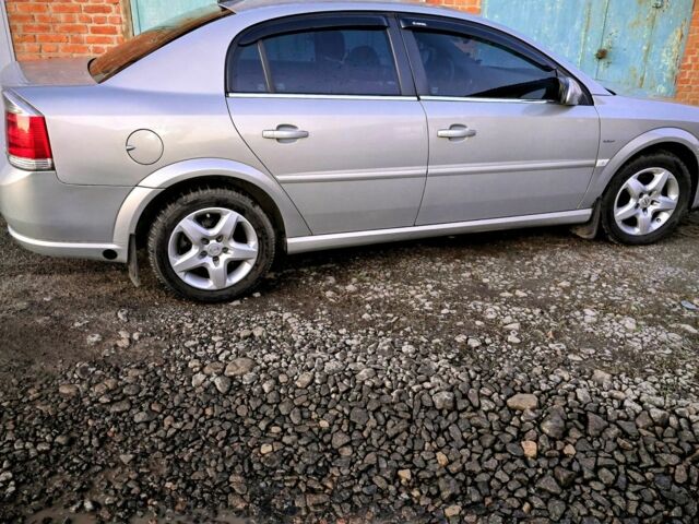 Серый Опель Вектра, объемом двигателя 2.2 л и пробегом 307 тыс. км за 5500 $, фото 17 на Automoto.ua