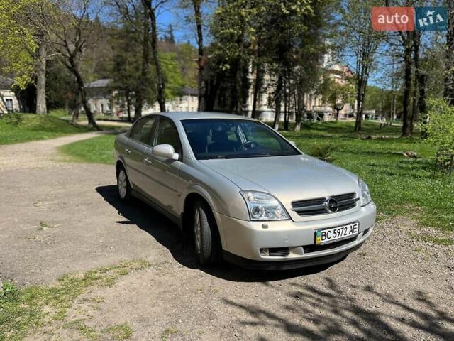 Сірий Опель Вектра, об'ємом двигуна 2.2 л та пробігом 146 тис. км за 5000 $, фото 1 на Automoto.ua