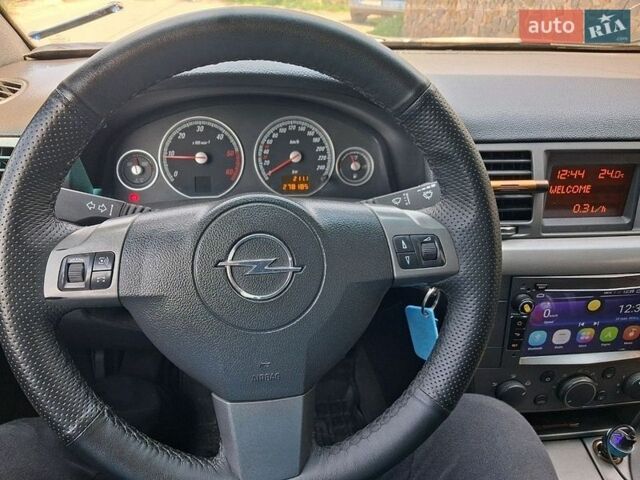 Сірий Опель Вектра, об'ємом двигуна 1.91 л та пробігом 278 тис. км за 5500 $, фото 6 на Automoto.ua